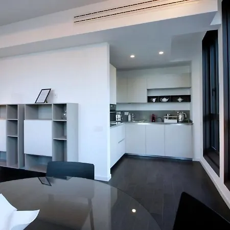 Number House - Number 11 Daire