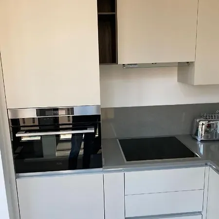 Daire Number House - Number 11 *